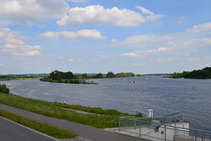 Elbe-Altengamme.JPG